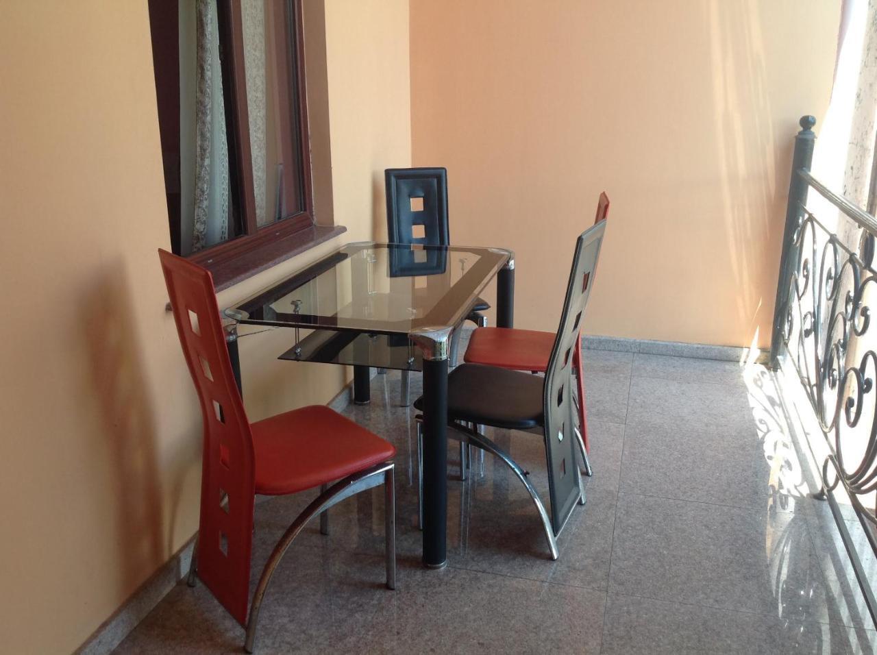 George'S House Hotel Kobuleti Exterior photo
